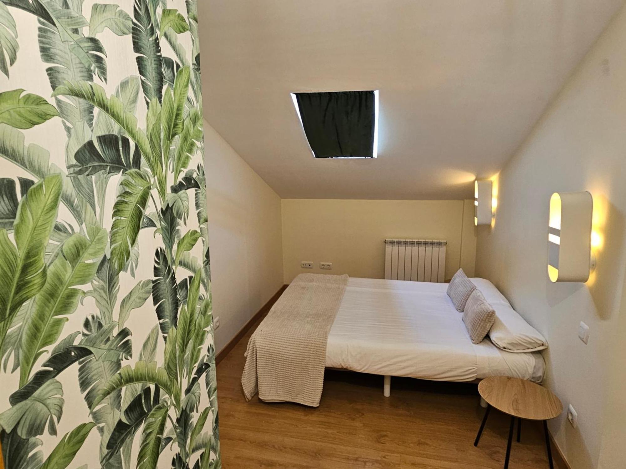 Apartamentos Palacio Azcarate Calle Calvario 仕格莱 外观 照片