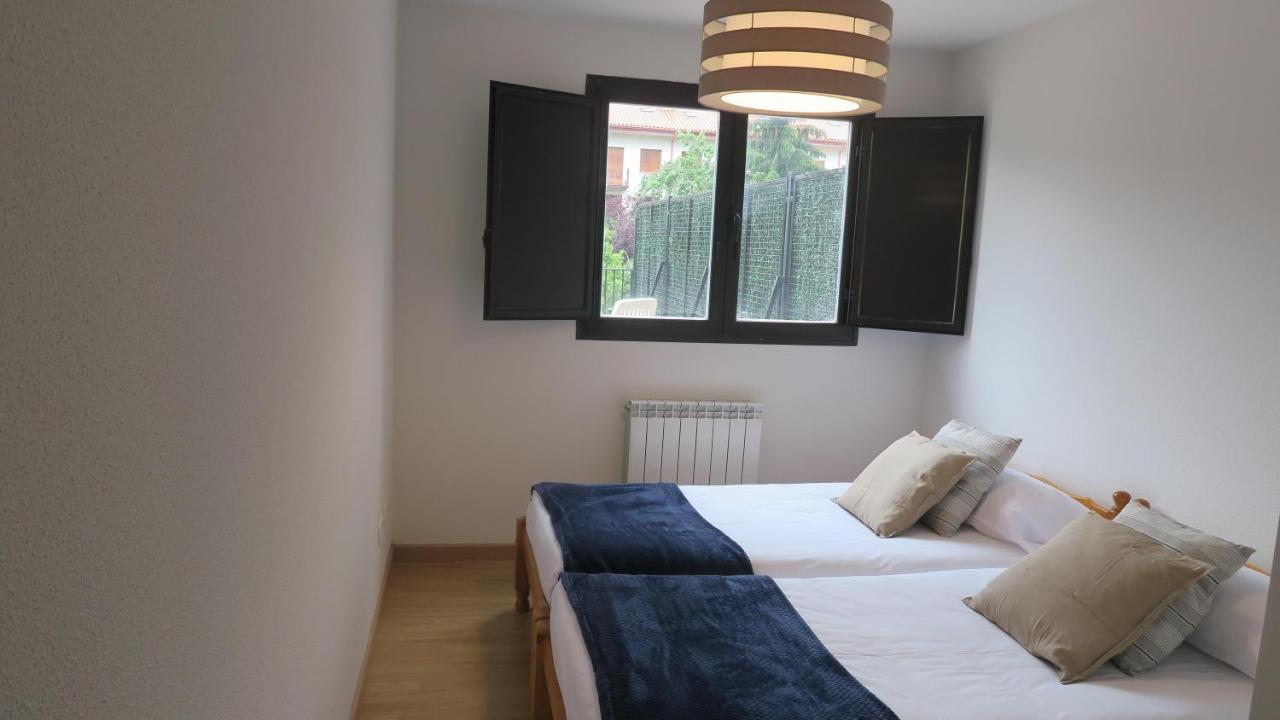 Apartamentos Palacio Azcarate Calle Calvario 仕格莱 外观 照片