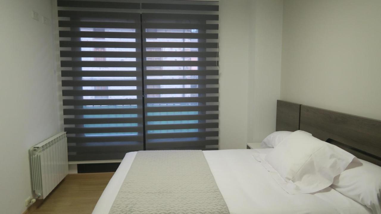 Apartamentos Palacio Azcarate Calle Calvario 仕格莱 外观 照片