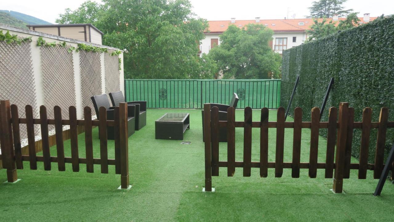 Apartamentos Palacio Azcarate Calle Calvario 仕格莱 外观 照片